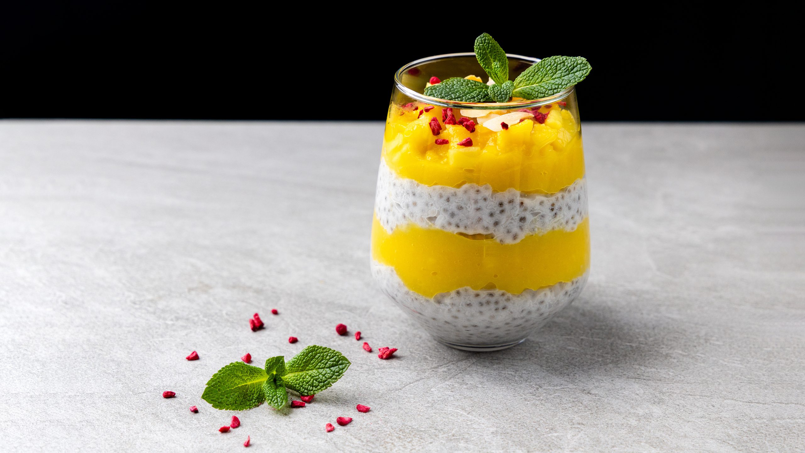 gesunder, süßes Chiapudding